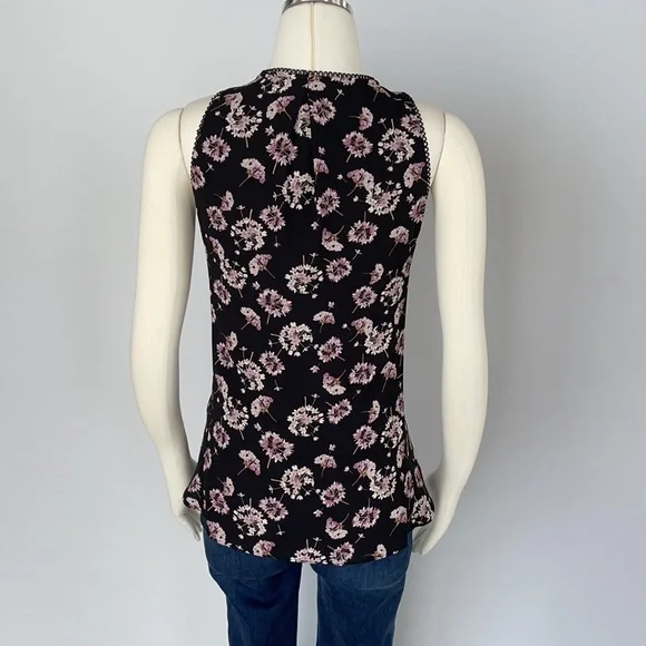 NWOT WHBM Floral Lace Print Top Size XS Petite - Picture 15 of 16